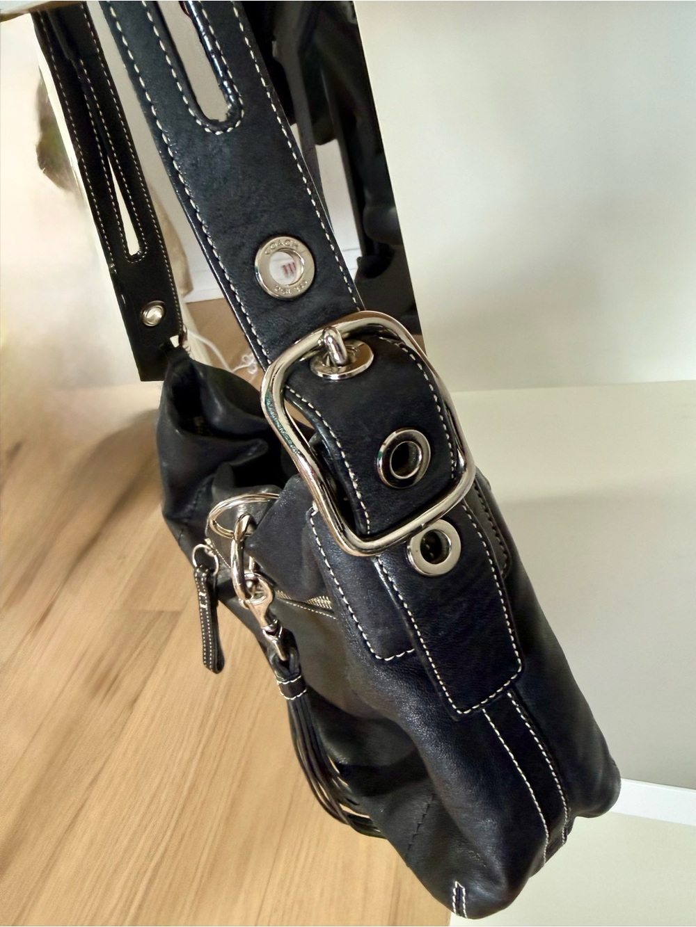 COACH Vintage Y2K East/West Black Leather Shoulder Bag with Tassel - EUC! - Picture 12 of 12